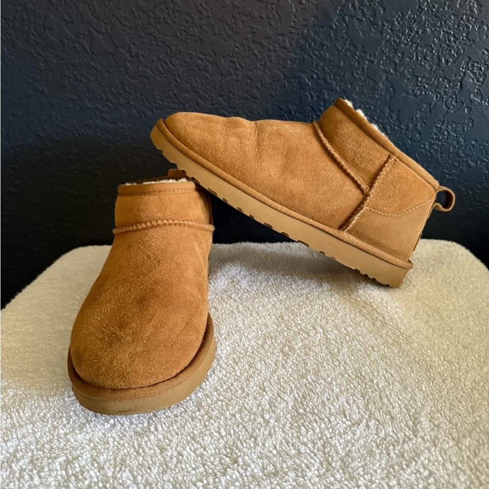 UGG Ultra Mini Camel